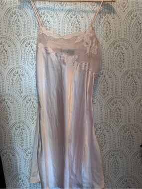 Sedu Fine Lingerie Vintage Satin Light Pink Slip Chemise with Lace Trim